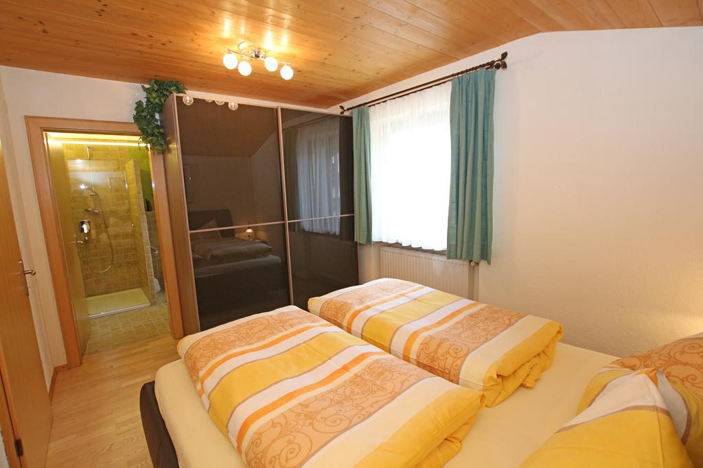 Apart Raetia Apartment Pfunds Ngoại thất bức ảnh