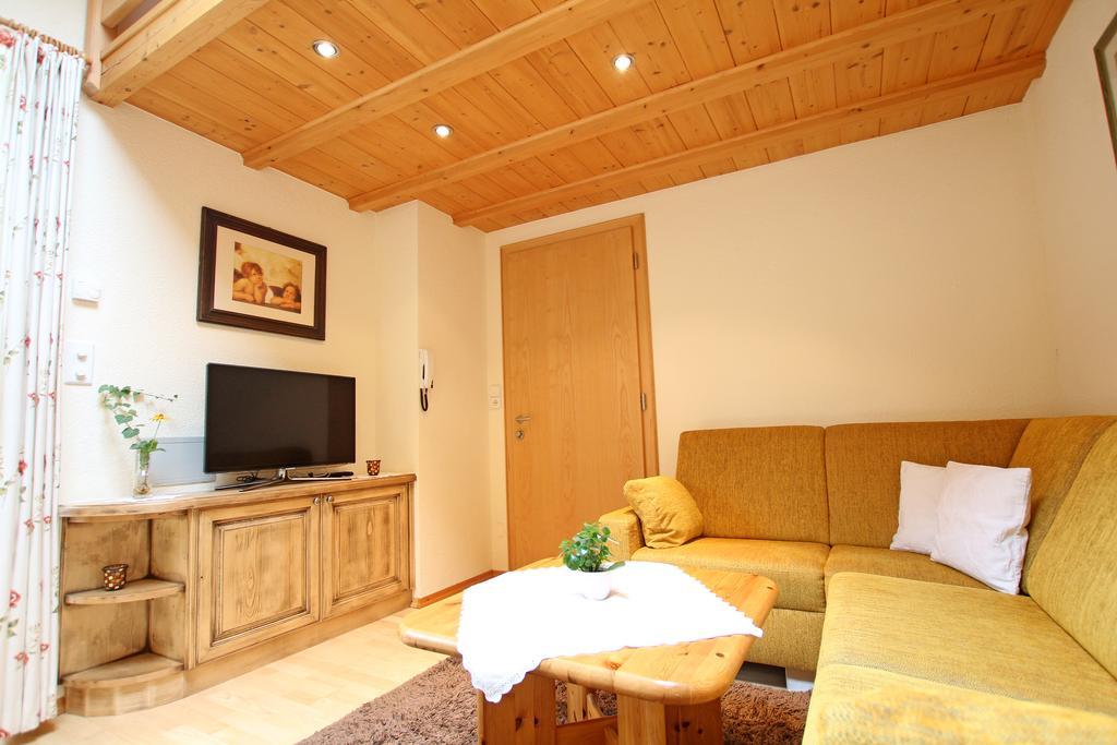 Apart Raetia Apartment Pfunds Ngoại thất bức ảnh